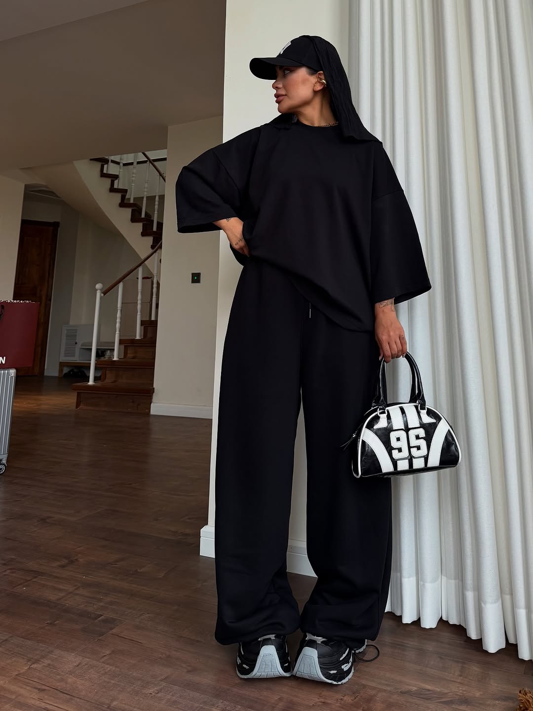 SURYAN TRACKSUIT